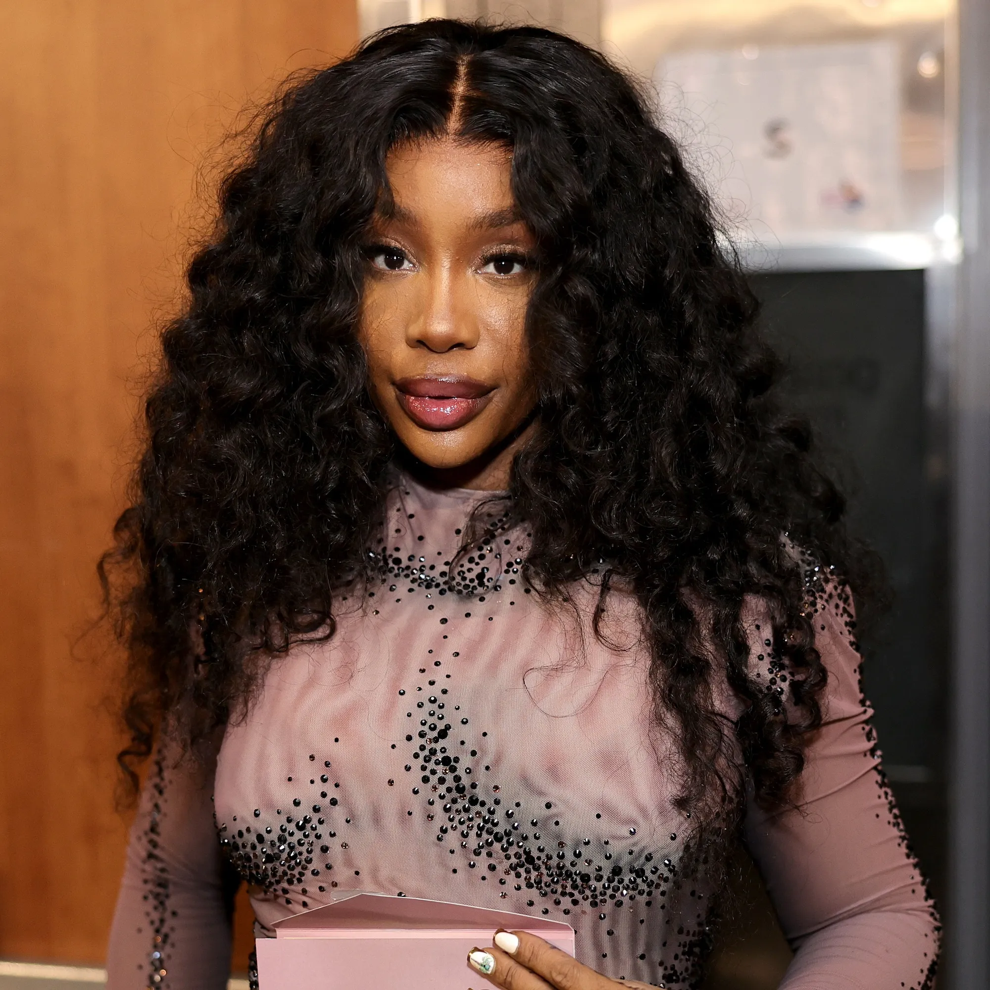 SZA Promises More Music Before 2024 Ends